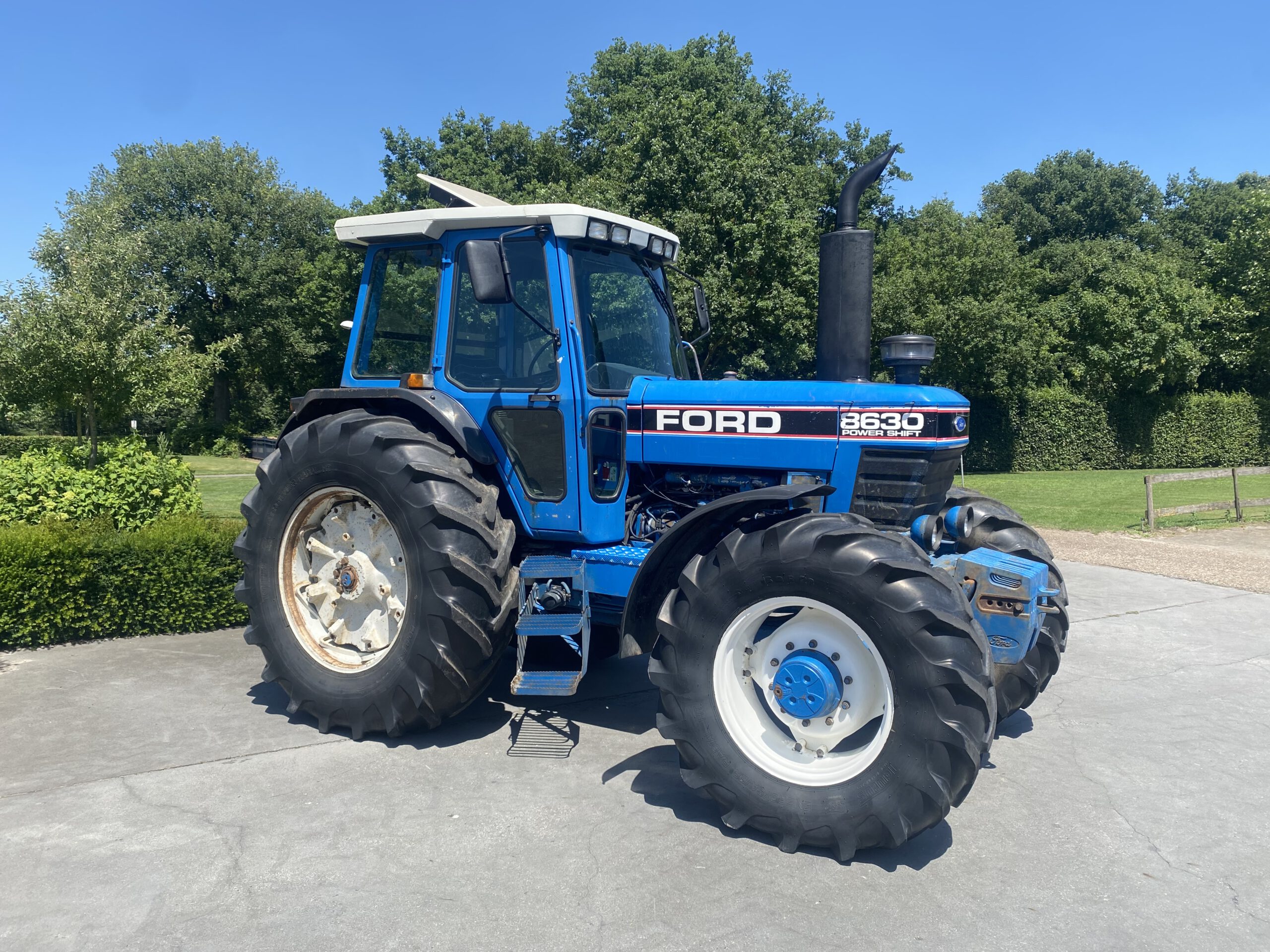 Mooie Ford 8630 Powershift