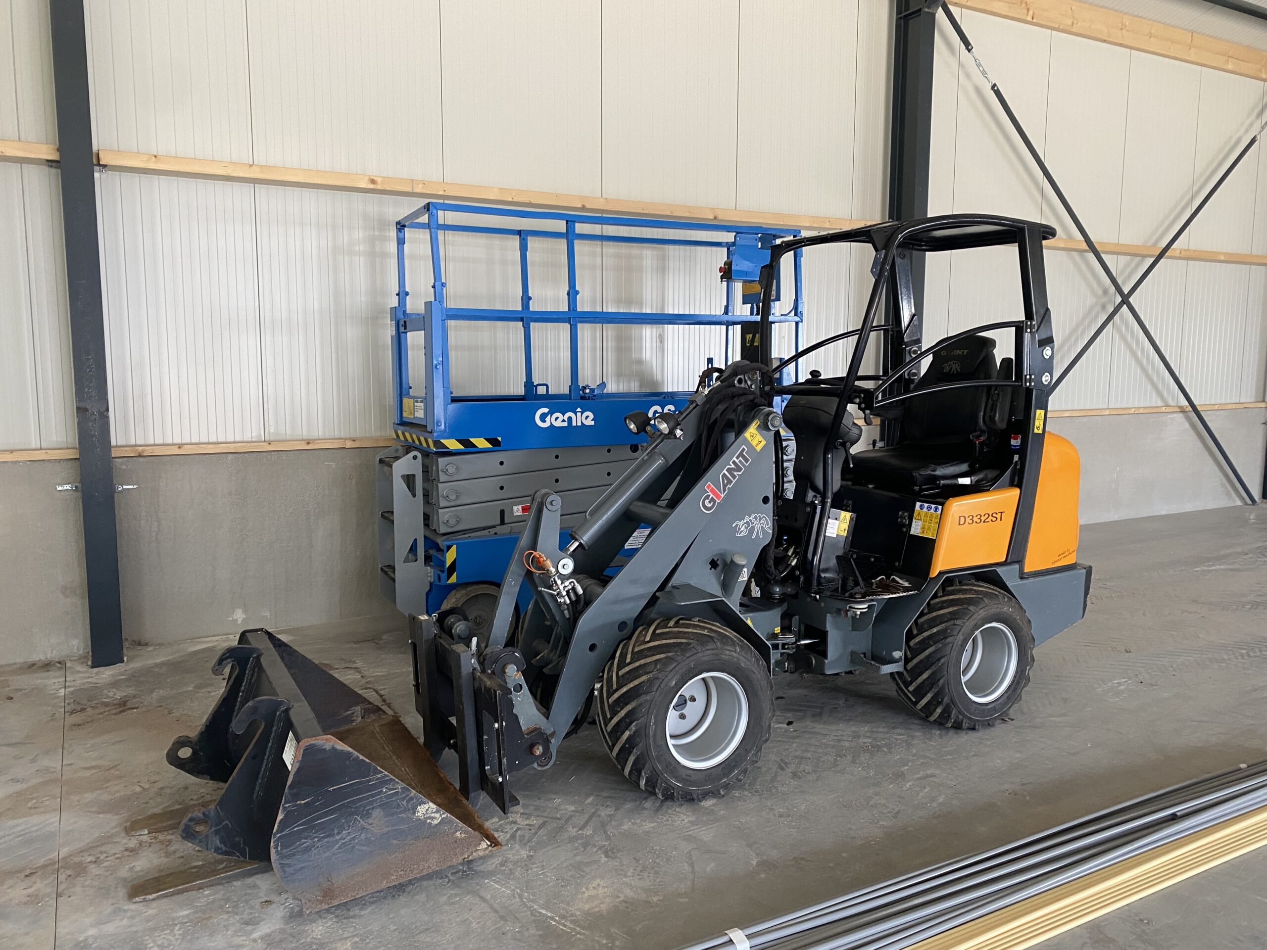 Nette Giant D332st Bak En Palletvork