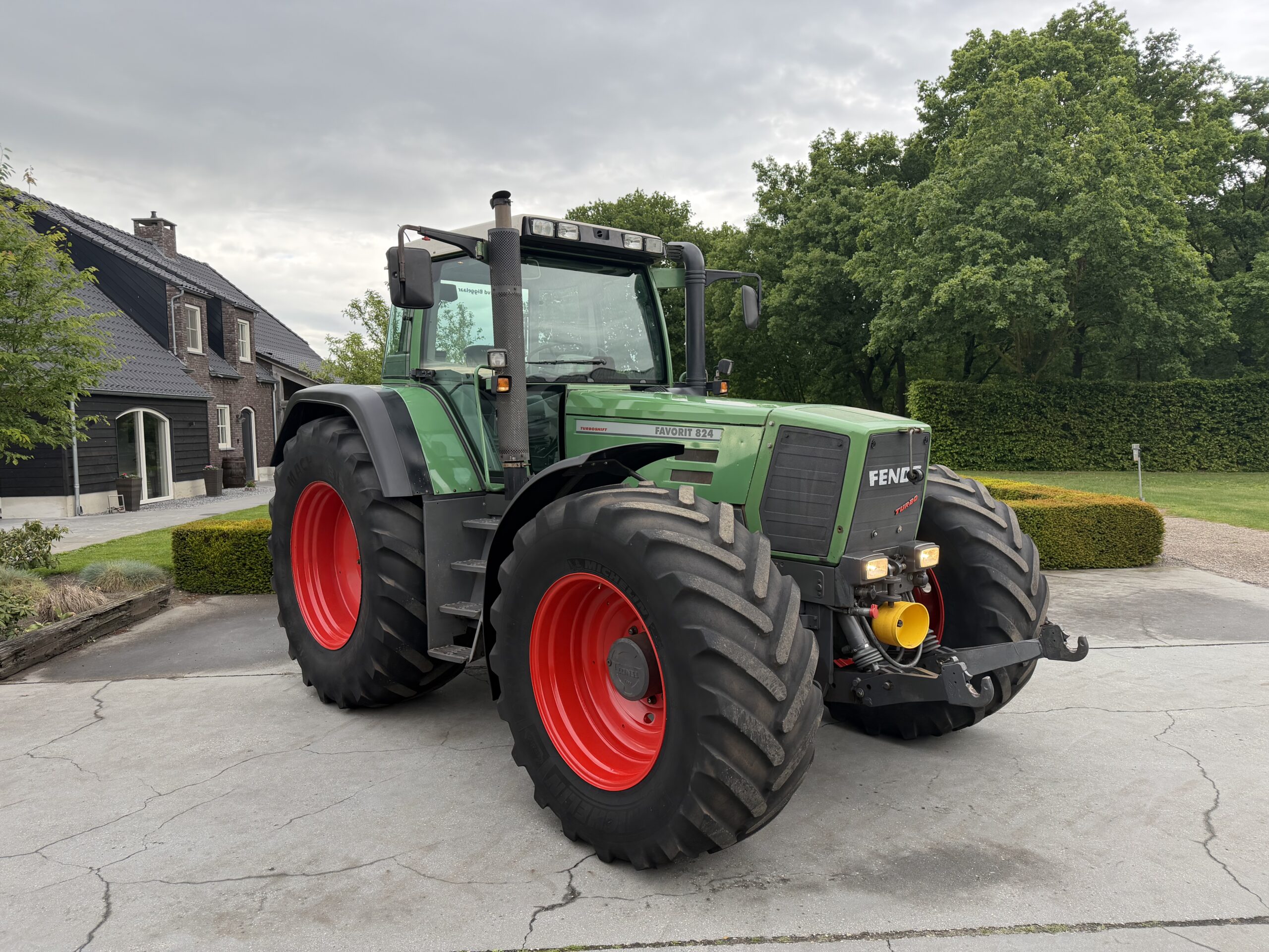 Nette Fendt 824 Turboshift!